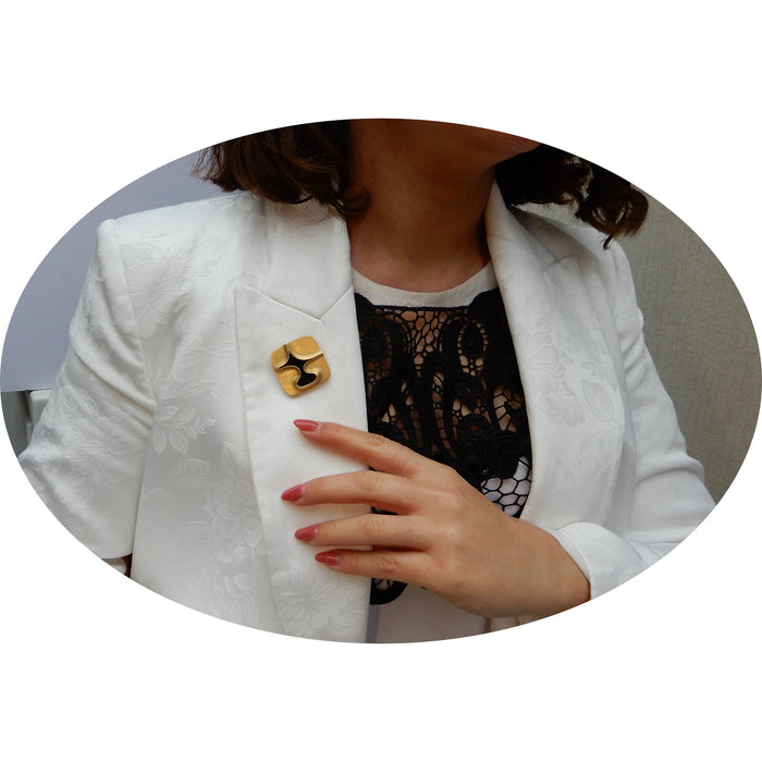 Broche, Convex - Concaaf, 18K Goud