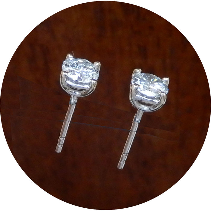 Oorstekers, Solitair, 1,18 ct. Diamant