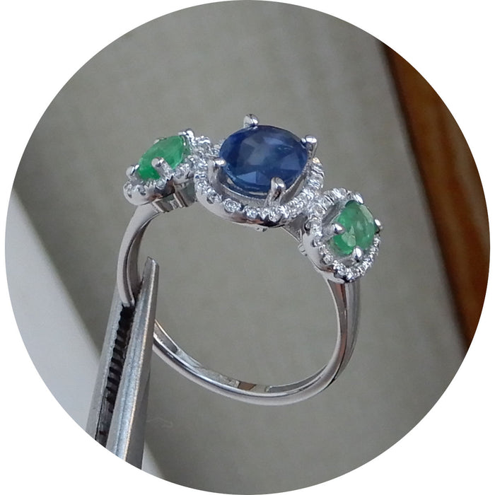 Ring, Saffier, Smaragd, Diamant, 14K