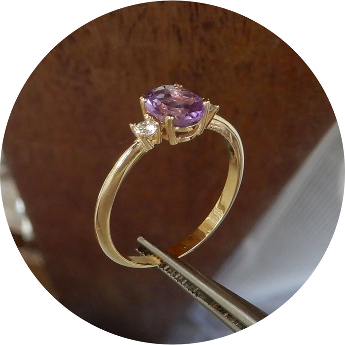 Ring. Amethist, Diamant, 14K Goud
