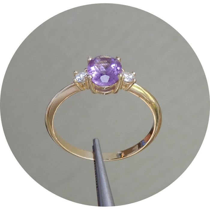 Ring. Amethist, Diamant, 14K Goud
