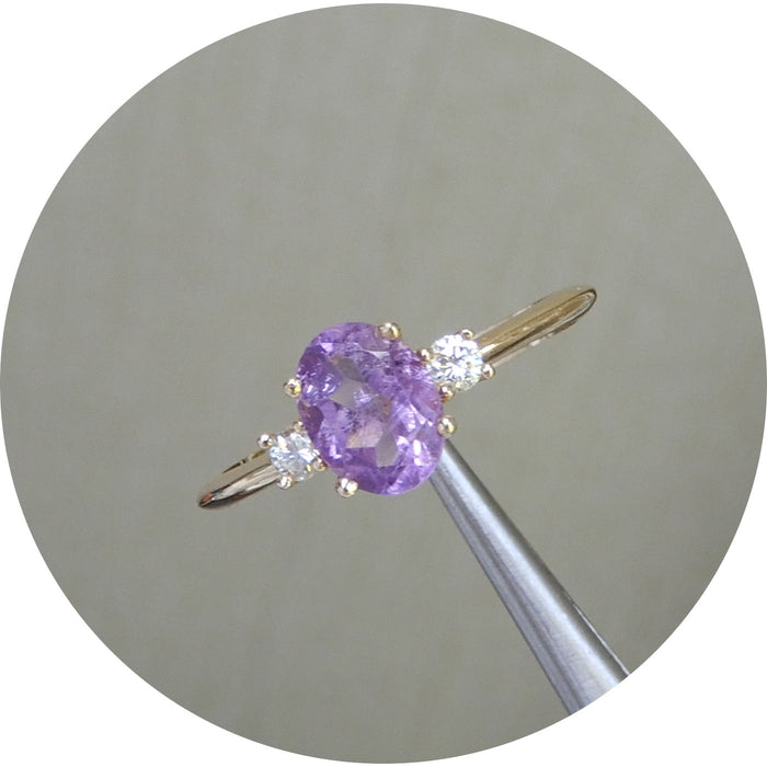 Ring. Amethist, Diamant, 14K Goud