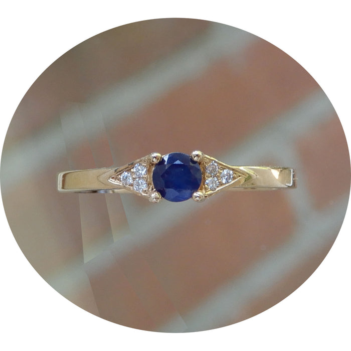 Ring, Saffier, Diamant, 14Krt.