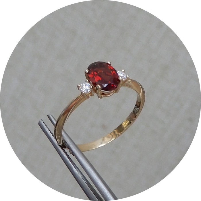 Ring, Rhodoliet, Diamant, 14K Geelgoud