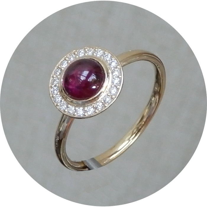 Ring, Rhodoliet Cabochon, Diamant, 14K