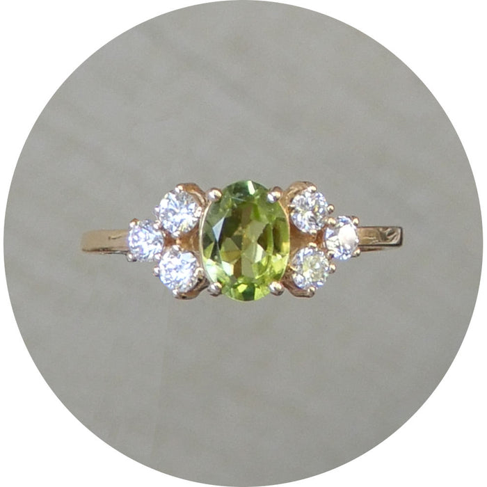 Ring, Peridot, Diamant, 14Krt. Goud