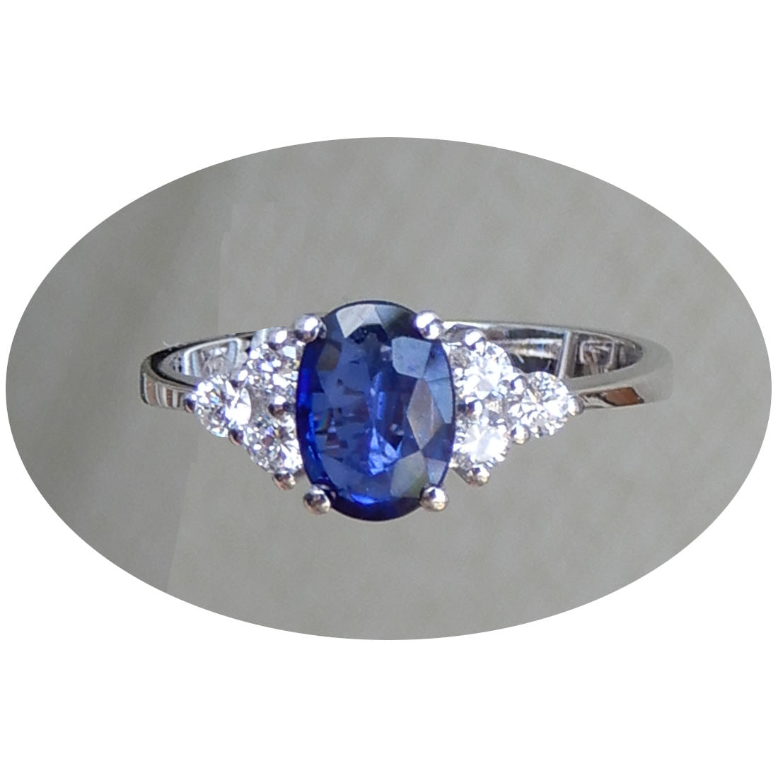 blauwe saffier diamant ring in 14 karaat witgoud 0,49 ct 1,75 ct
