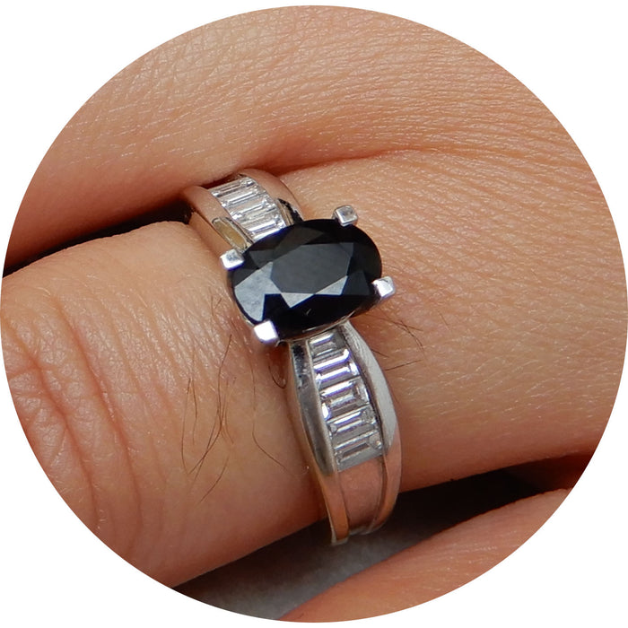 Ring, Saffier, Baguette Diamant, 18K