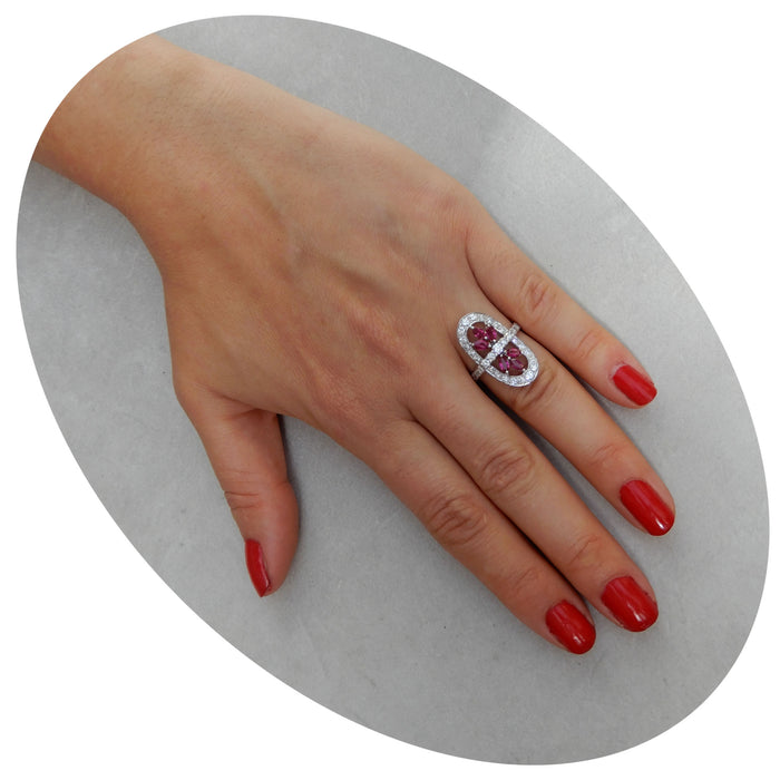 Ring, Robijn, Diamant, 18K Witgoud