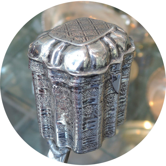 Antiek Zilveren Lodereindoosje